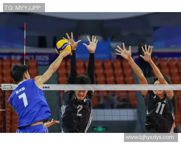 重庆排球队在亚运会上的团队协作表现值得称赞与反思 重庆排球队在亚运会上的团队协作表现值得称赞与反思